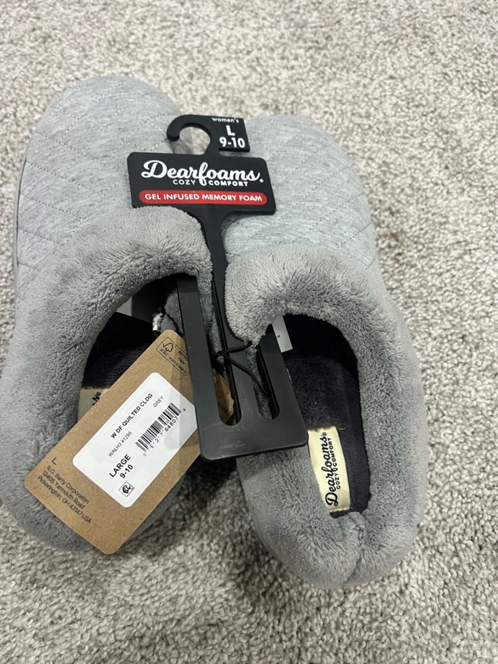 dearfoams Quilted Plush Slip-On Clogs in Light Grey